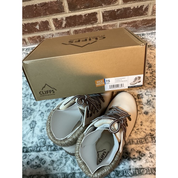 Cliffs by White Mountain Womens Pathfield Wide Lace Up Fur Lined Boots Size 7.5 - Picture 6 of 9